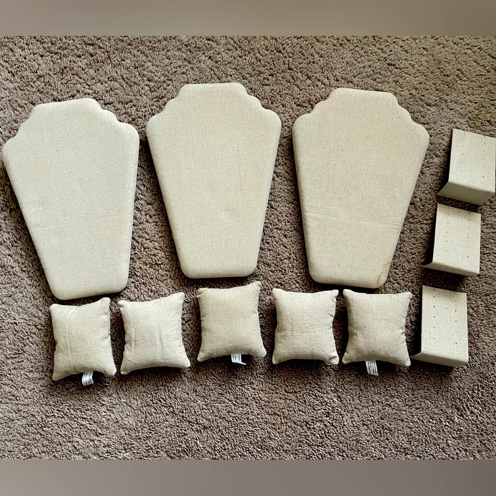 Jewelry Display Pieces